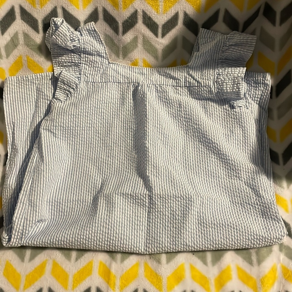 Crown & Ivy girls dress. Never worn.
